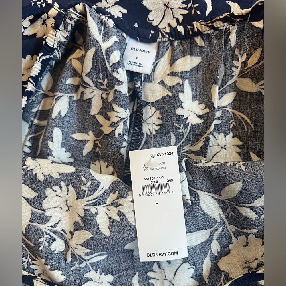 Old Navy Floral Maxi dress - Picture 8 of 8